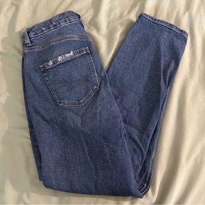 American Eagle Curvy Mom Jeans